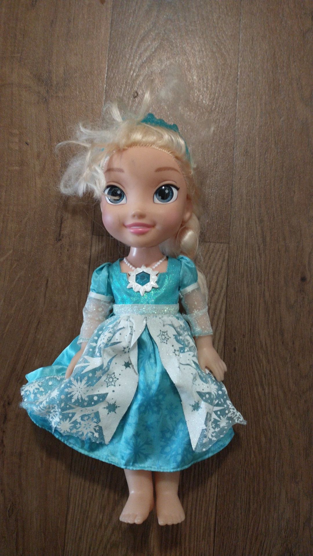 Princess Elsa talking and singing doll