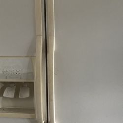 Whirlpool Refrigerator 