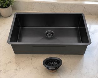 Kichae 33 in. Undermount Single Bowl 18 Gauge Gunmetal Black Stainless Steel Kitchen Sink with Black Drain