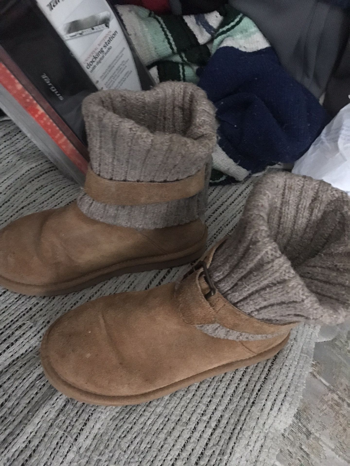 Lnew Very Nice Australian Ugg Boots See Other Pictures Only $50