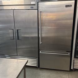 True Refrigerator And Viking Fridge 