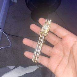 Round Lab Grown Diamond Cuban Link Bracelet