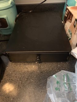 Coffe maker/k cup drawer