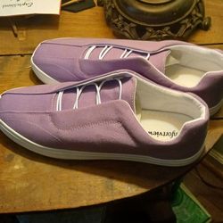 Comfortview Canvas Bungee Casual Women's Sneaker (US W10 WIDE)
