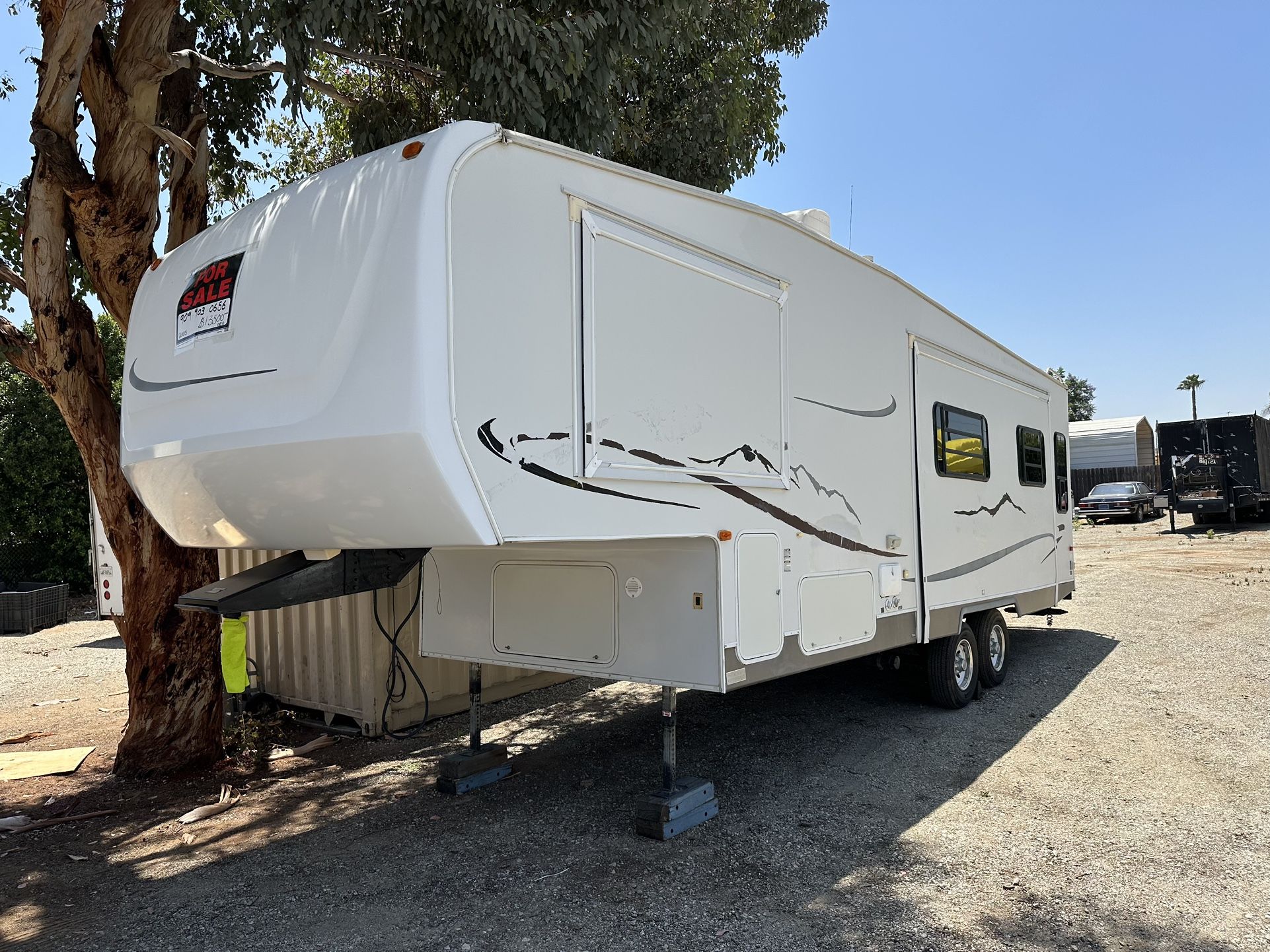 MUST SELL ASAP! 2005 30ft K-Z Fifth Wheel