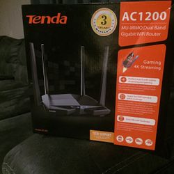 Tends Ac1200 Dual Band Gigabit WiFi Router $25