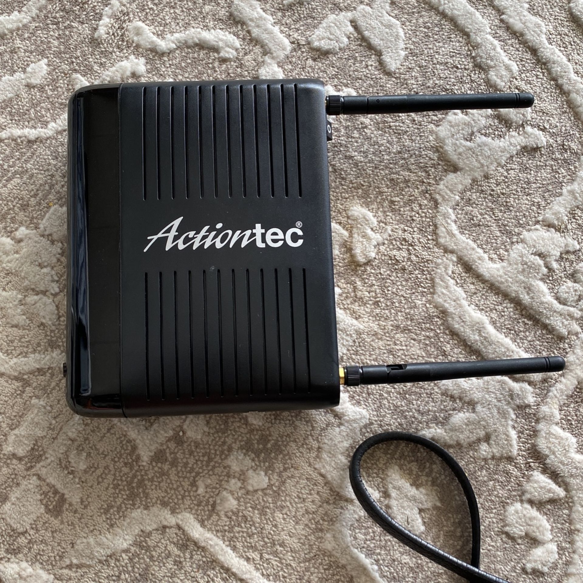 Actiontec 300 Mbps Wireless-N ADSL Modem Router (GT784WN)