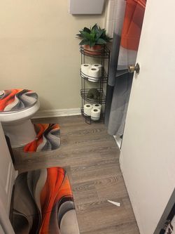 NAME YOUR PRICE Bathroom set