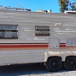 Camping Trailer 24ft  