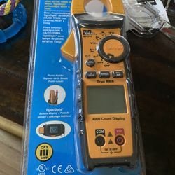 TightSight 600 Amp AC/DC TRMS Clamp Meter