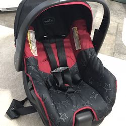 Evenflo Infant Car Seat And Base - Expires November 2026