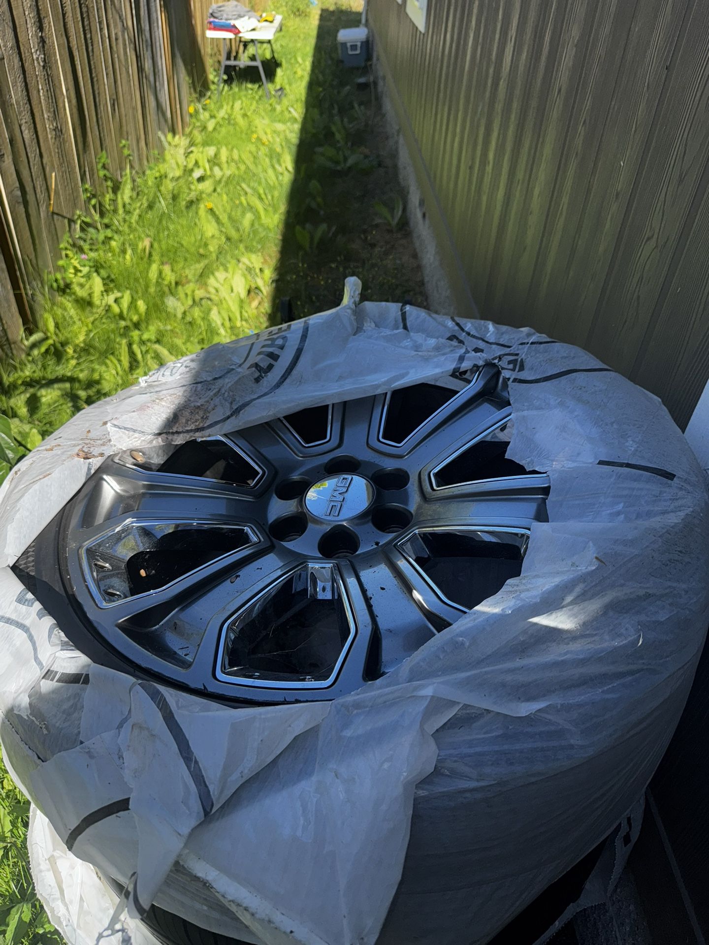 GMC 20" Rims
