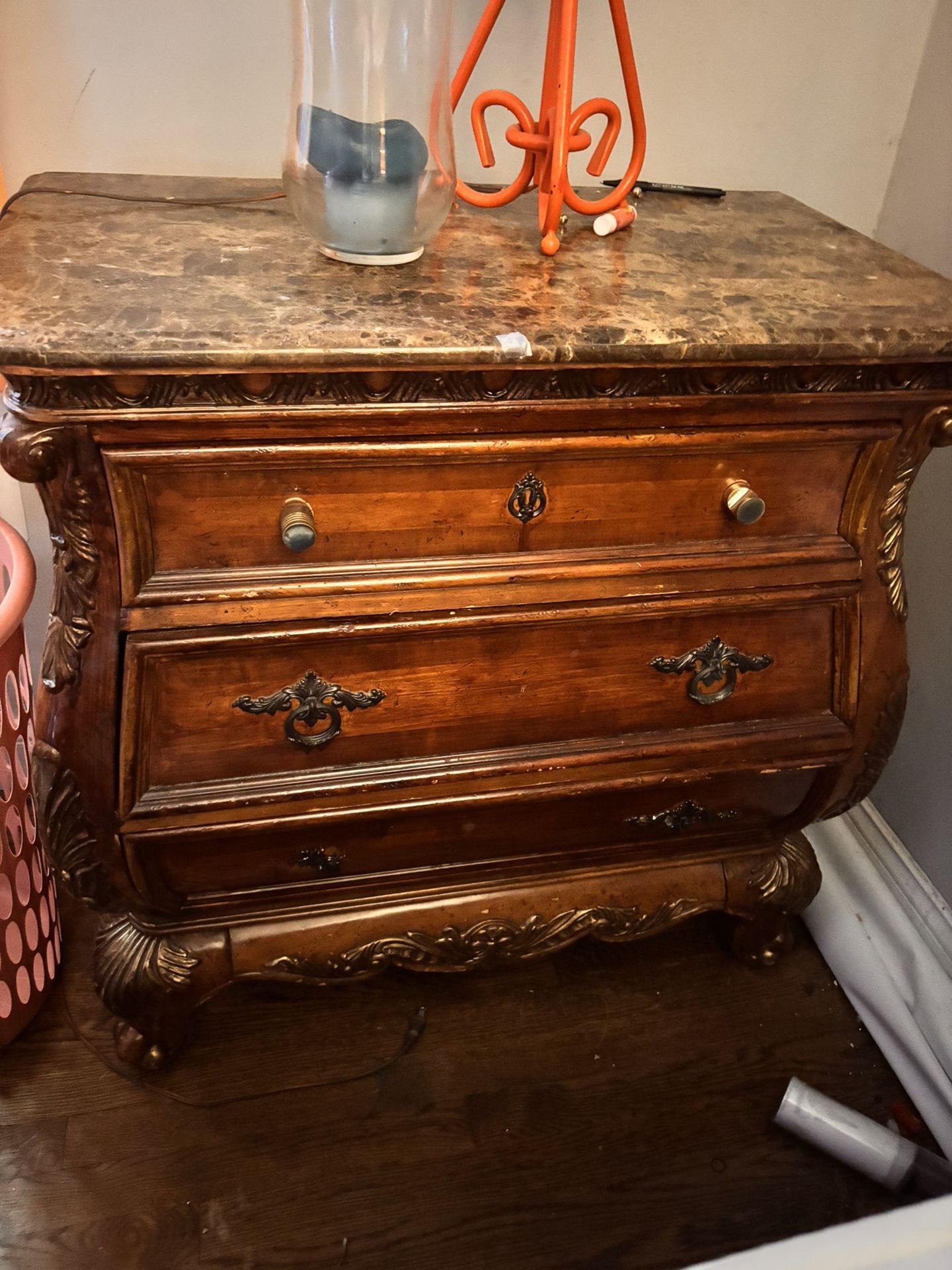 Dresser And Night Stands