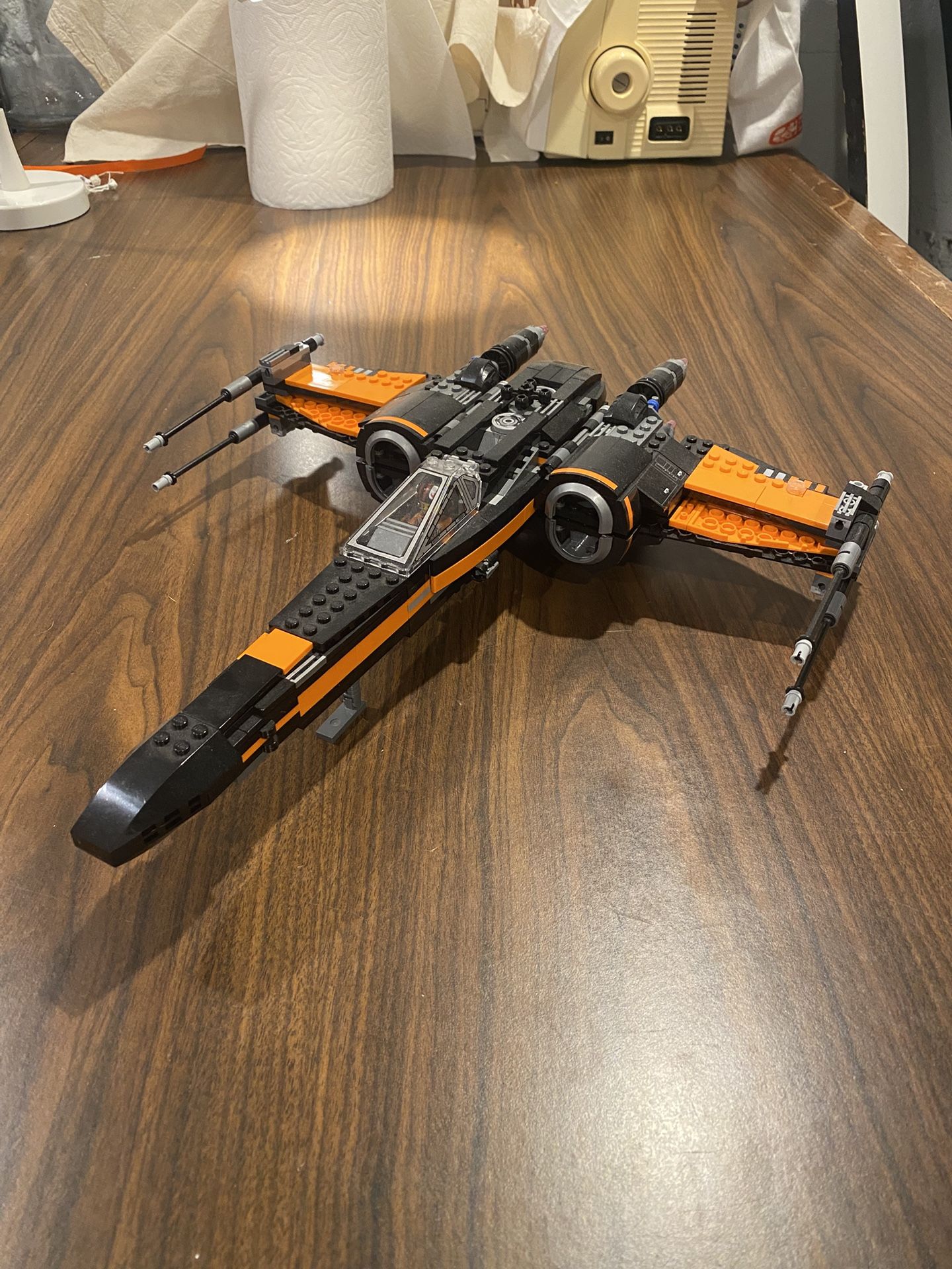 Lego Poe’s X-Wing Fighter 75102
