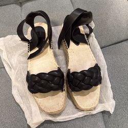 H&m black sandals