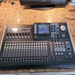TASCAM DP - 24SD PortaStudio