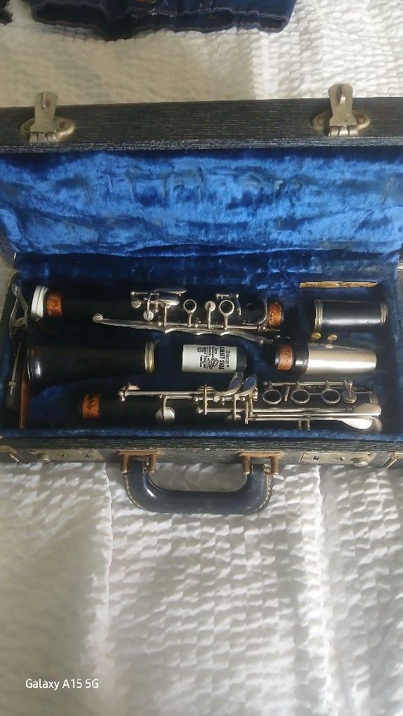 1960 Vintage Bundy Selmar Intermediate Clarinet And Case