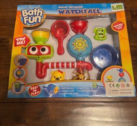 Vokodo Bath Fun Water Spraying Waterfall Toy Set – Brand New in Box Make bath time the best part of the day with this interactive Vokodo Water Sprayin