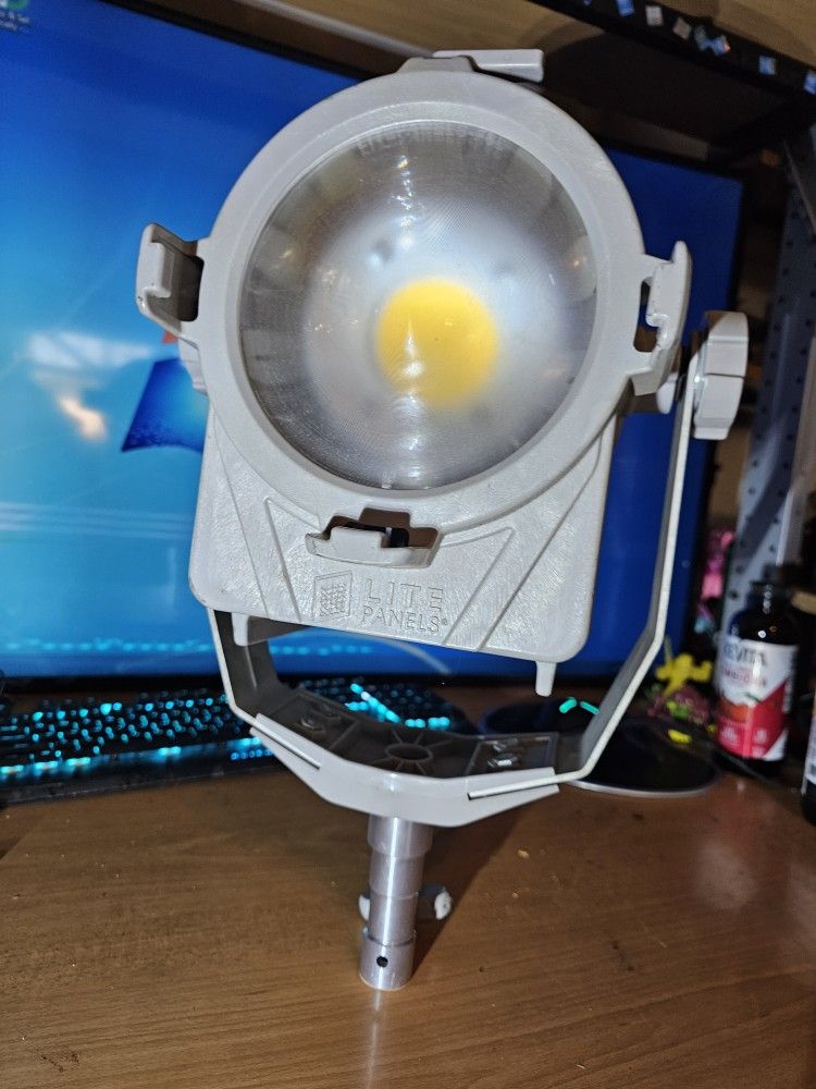 Litepanels Lite Panels Sola 6 LED Light