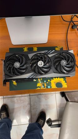 RTX 4070 Ti GAMING X TRIO 12GB VRAM