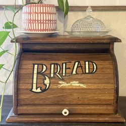 Viral Vintage Bread Box