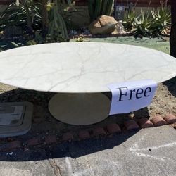 White Oval Marble Coffee Table $00.00