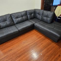 2pc Sectional 