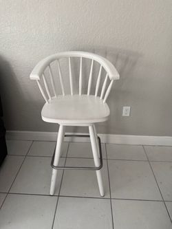 Wood swivel counter stools