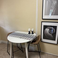 White Wood Breakfast Table