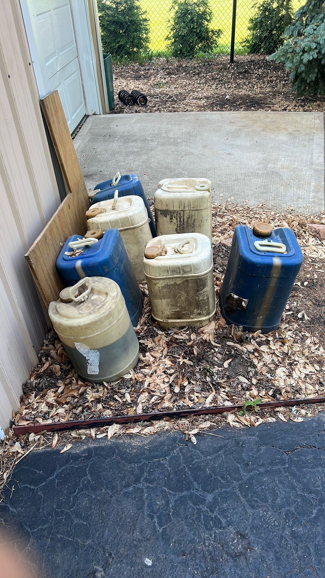 35 gallons clean waste oil