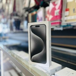 iPhone 15 Pro Max (Factory Unlocked) 1tb