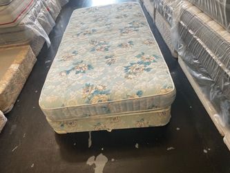 Twin mattress regular