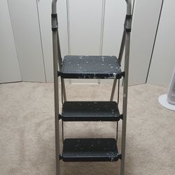 Folding 3 Steps Stool
