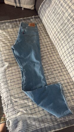 Levis 