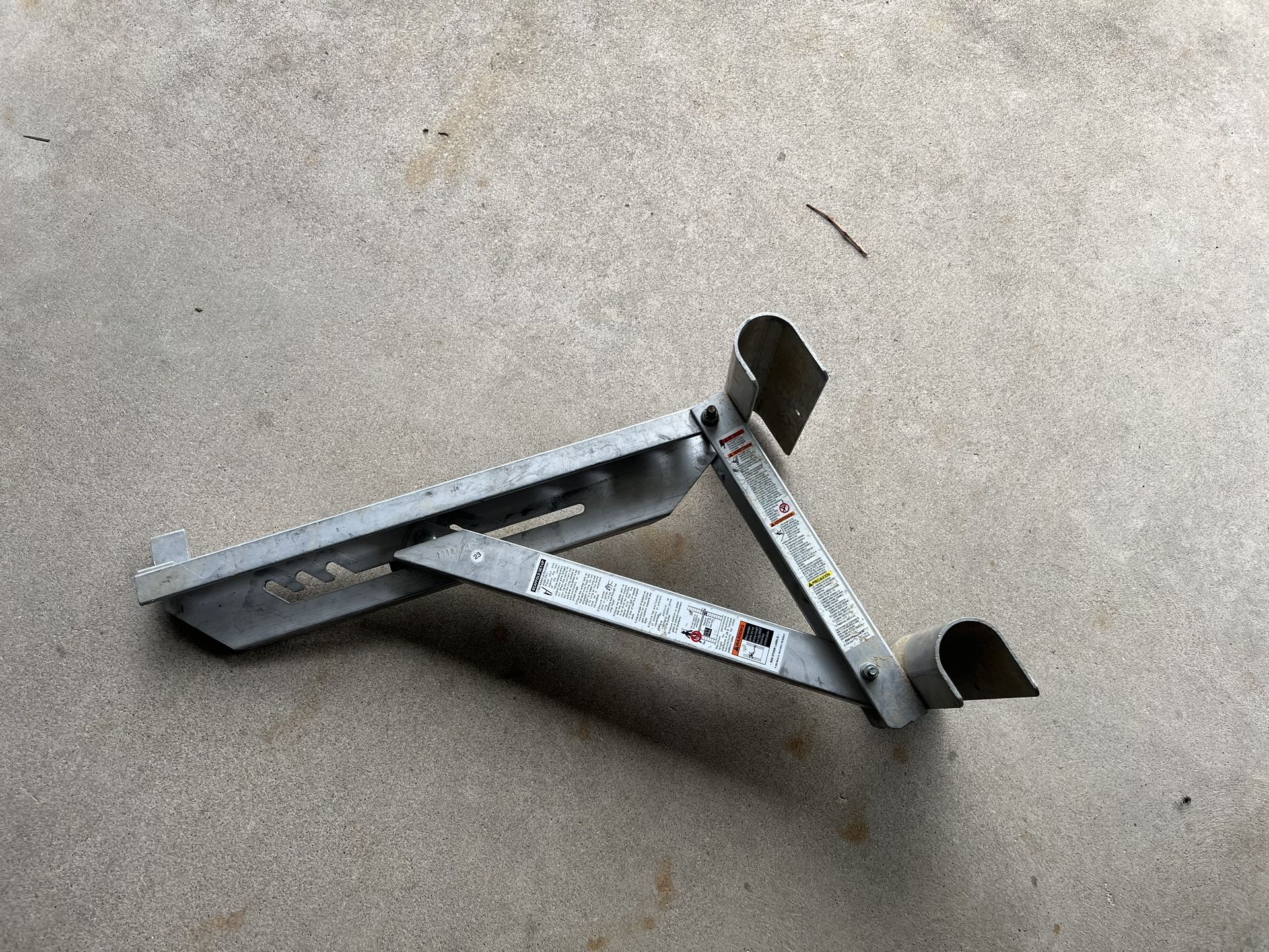 Ladder Jacks