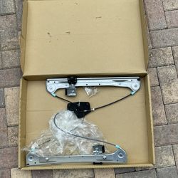 New: Window Regulator.  Front Right, 2006 - 2012 Ford Lincoln Mercury. See List in Photos. 