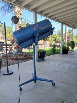 Vintage Strong Trouperette II Theater Spotlight with Stand