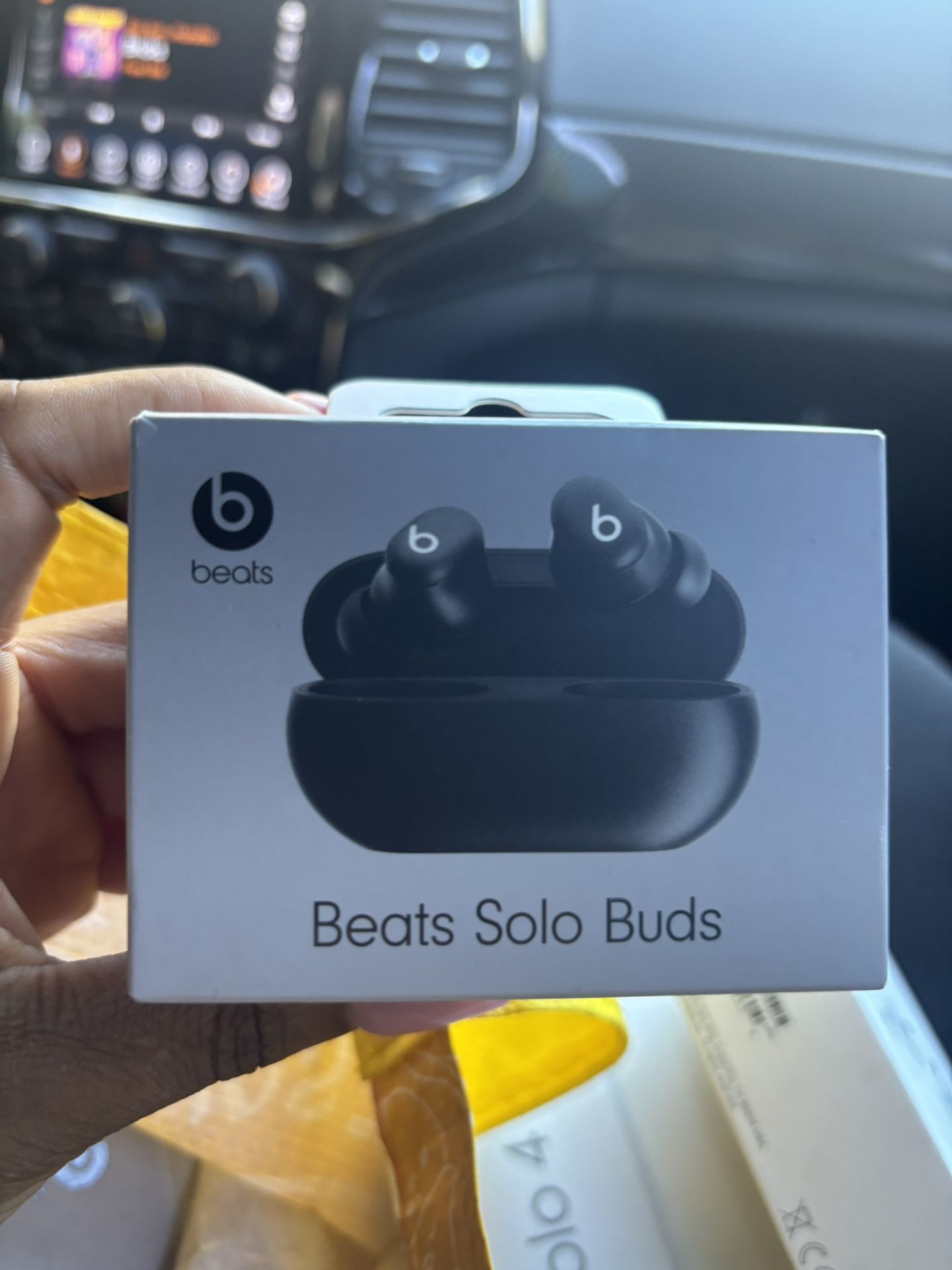 Beats Solo Buds