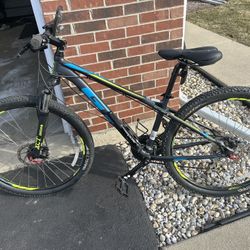 GT Men’s Mountain Bike 