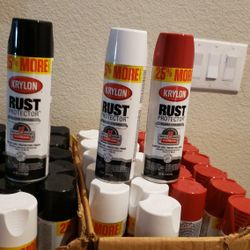 Red, White Or Black Gloss Spray Paint 6 Cans For 30.00 