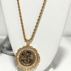 14K gold plated 5mm rope chain and 50 peso pendant