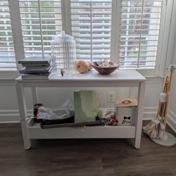 IKEA HAVSTA Console Table – White, Very Good Condition