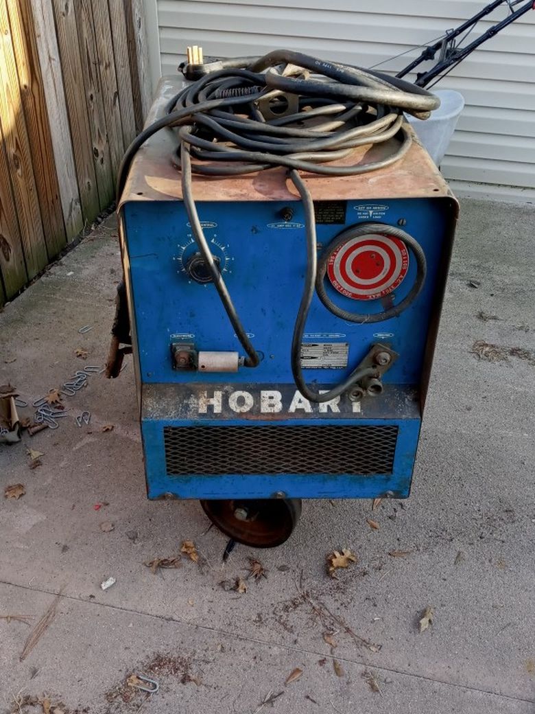 Hobart. Welder Electrical. 220 Amp