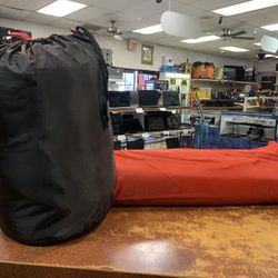 Coleman 7x7 Sundome w/ Sleeping Bag Combo