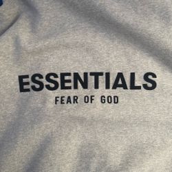 Essentials medium worn
