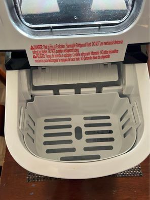 Magic Chef Portable Ice Maker