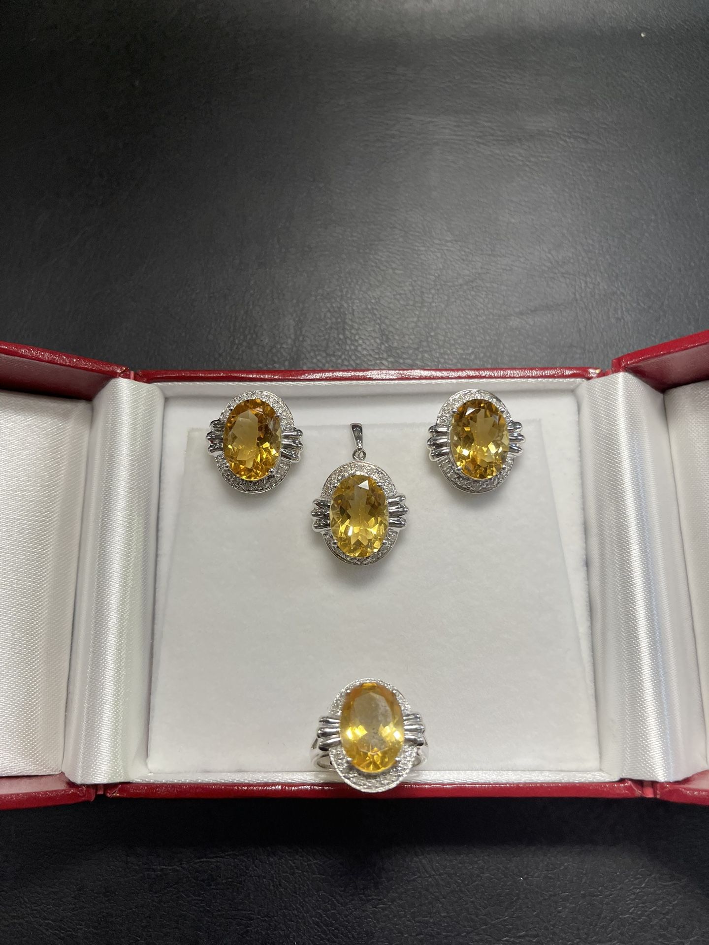 Yellow Topaz With Diamonds Set 