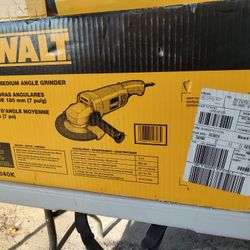 New DeWalt 7"Medium  Corded angle Grinder 