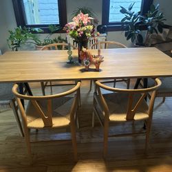 Hay Dinning Table