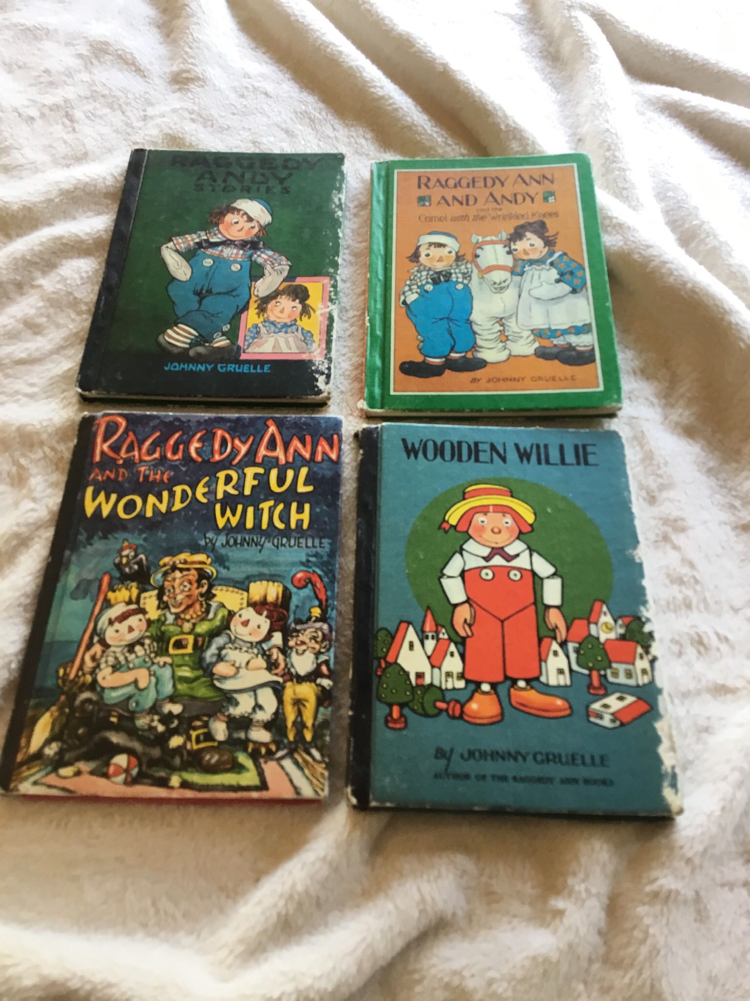4 Vintage Raggedy Ann Books
